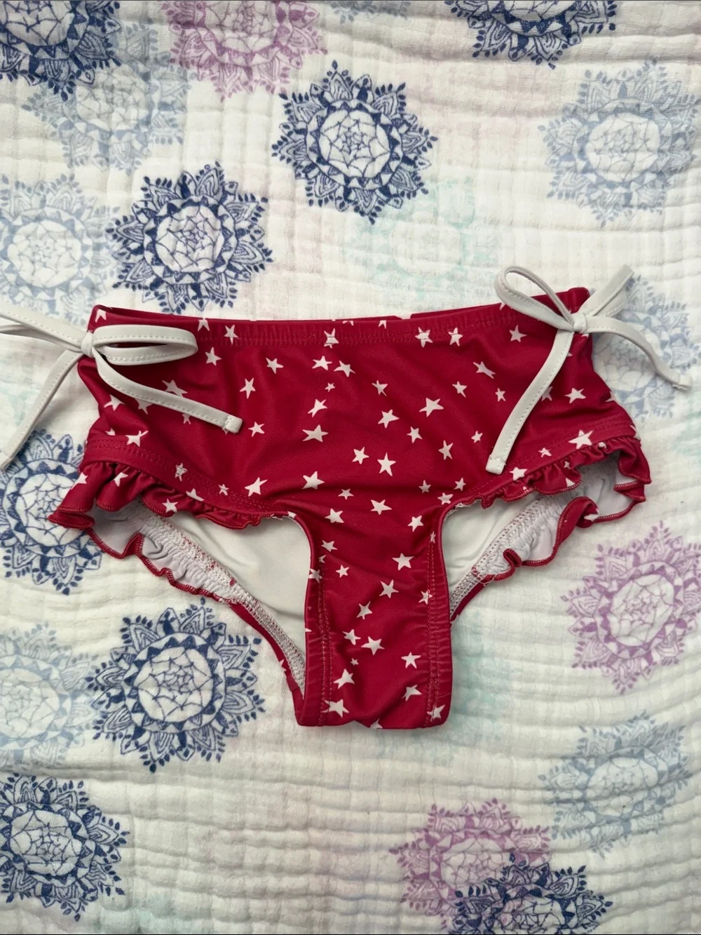 SweetHoney charming red